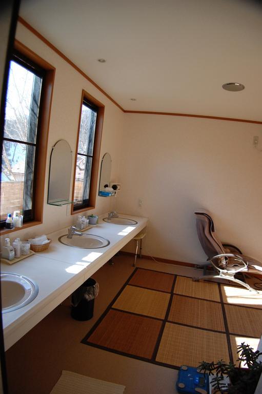 Sawatari Onsen Miyataya Ryokan Nakanojo Exterior photo